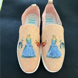 Disney x Toms Aurora Sleeping Beauty Shoes